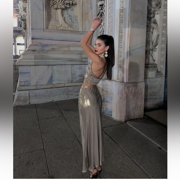 ZARA 2 PIECES MATCHING SET METALLIC HALTER TOP AND LONG METALLIC SKIRT - Picture 5 of 16